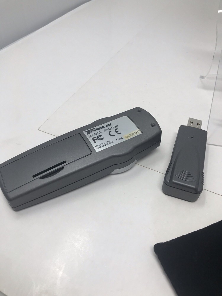 Targus Laser Pointer PAUM30 Presenter and USB Stick Case