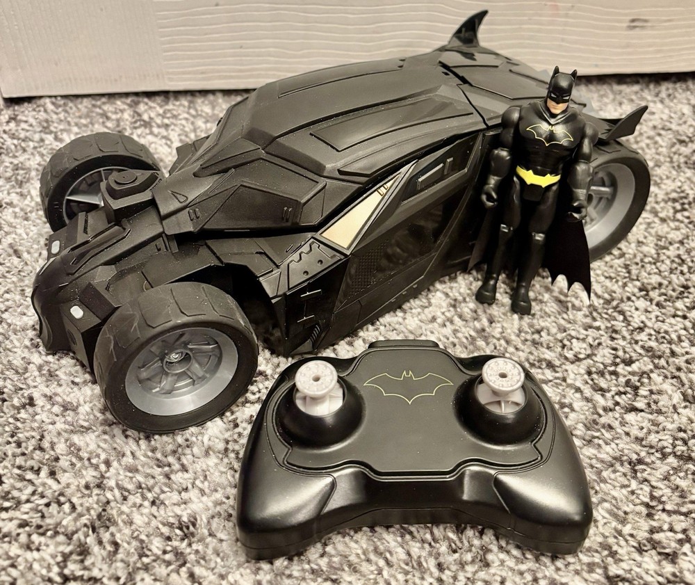 Spin Master Batman Batmobile RC Remote Control Car w/ Action Figure Set