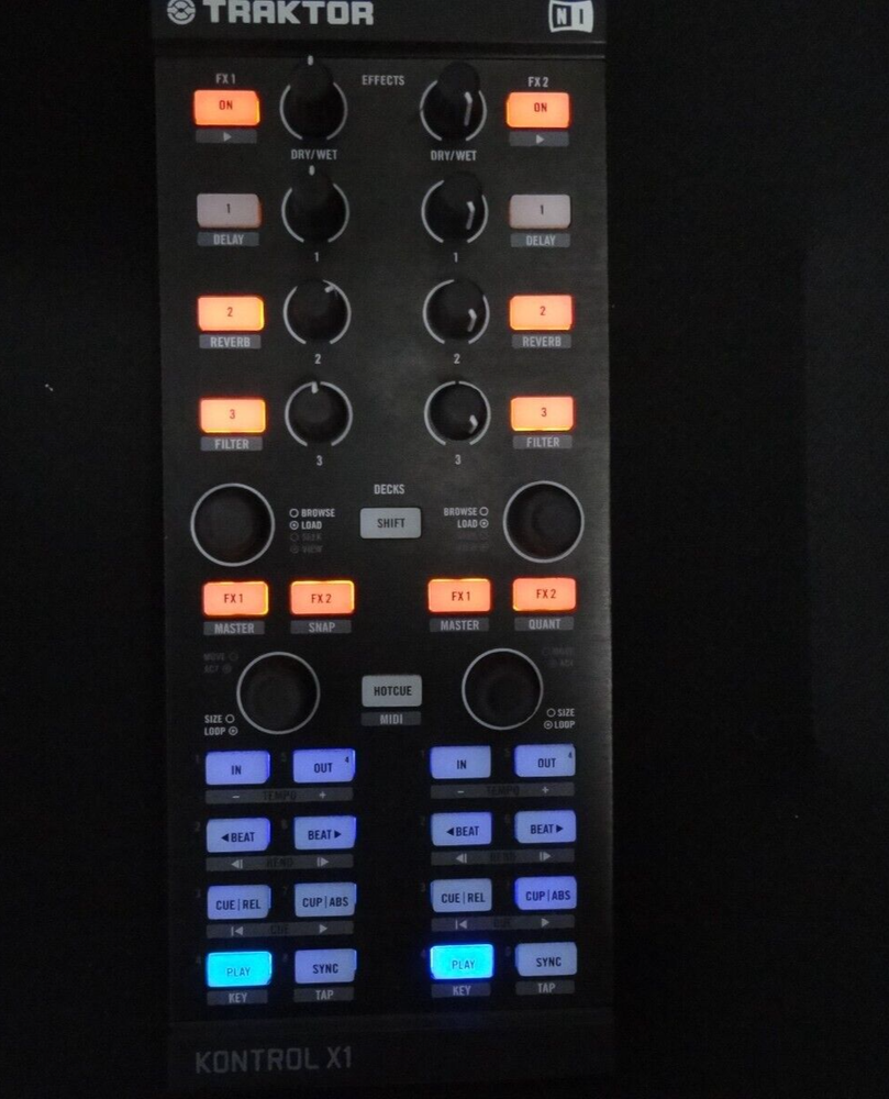 Native Instruments Traktor Kontrol X1