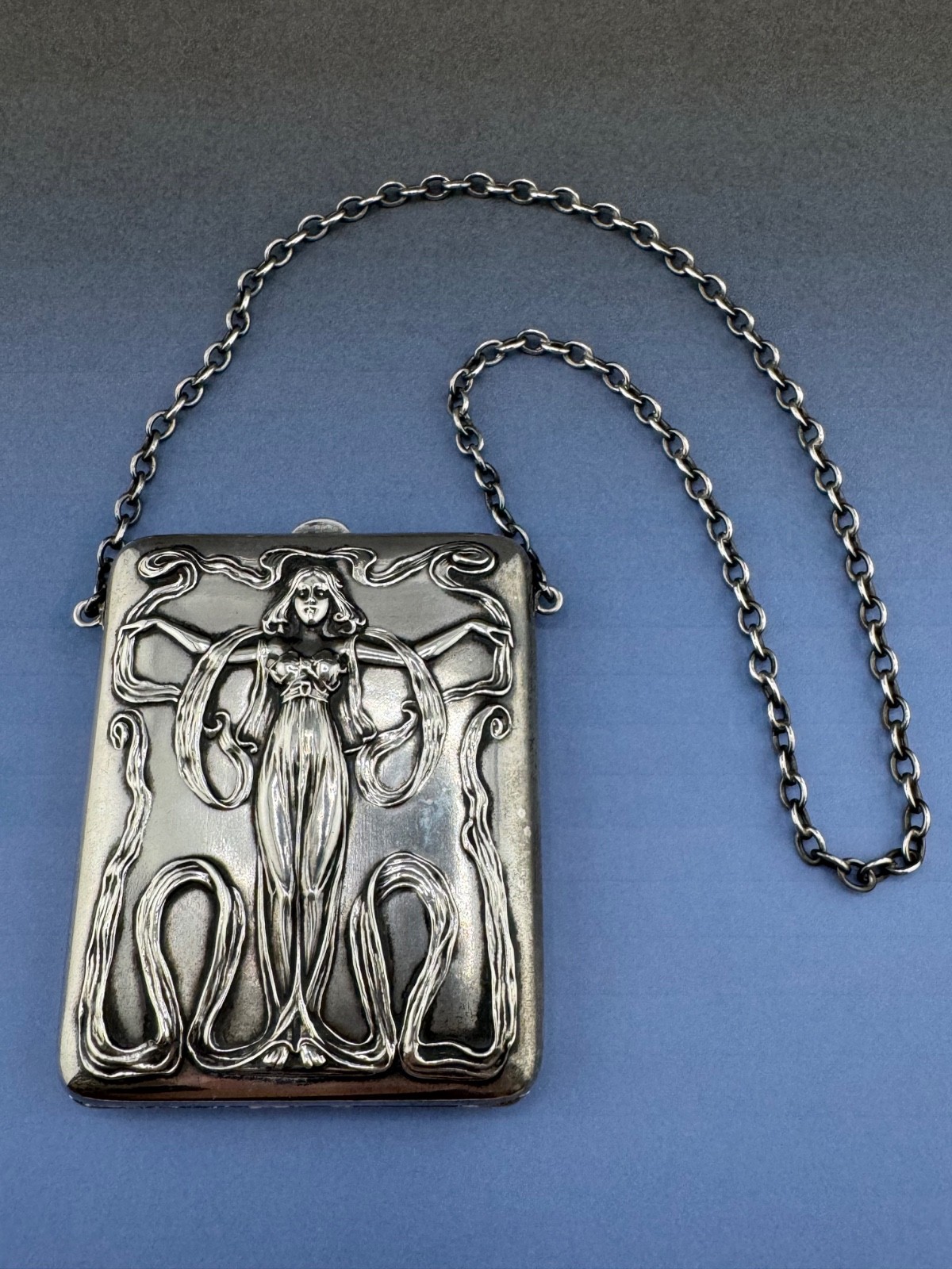 Sterling Silver Purse Art Nouveau Woman with Flowing Dress by Blackington 109 gr