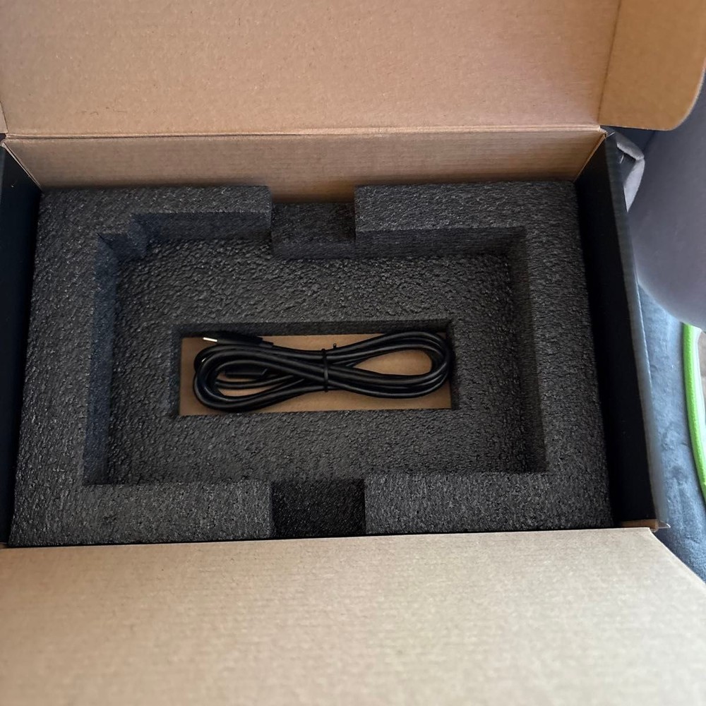 Roland AIRA Compact E-4 Voice Tweaker Vocal Effects Processor