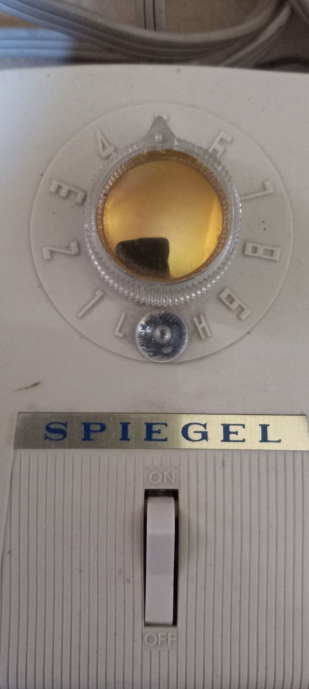 Spiegel Automatic Blanket Control E15945 - Used