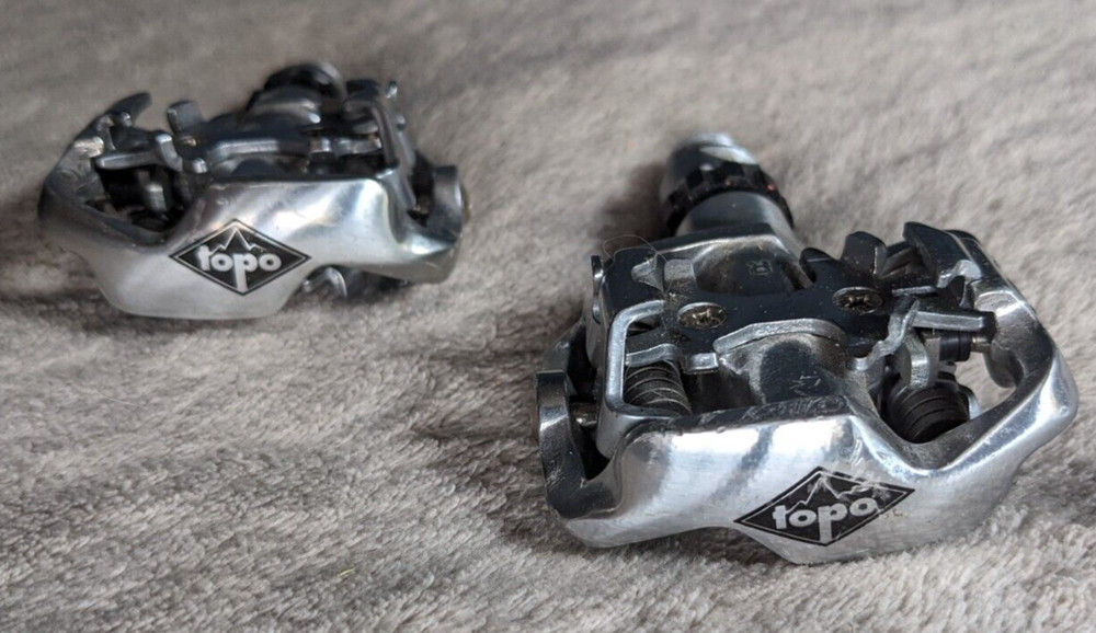 TOPO Bicycle Road Bike Pedals Silver SPD Clipless Dual Sided