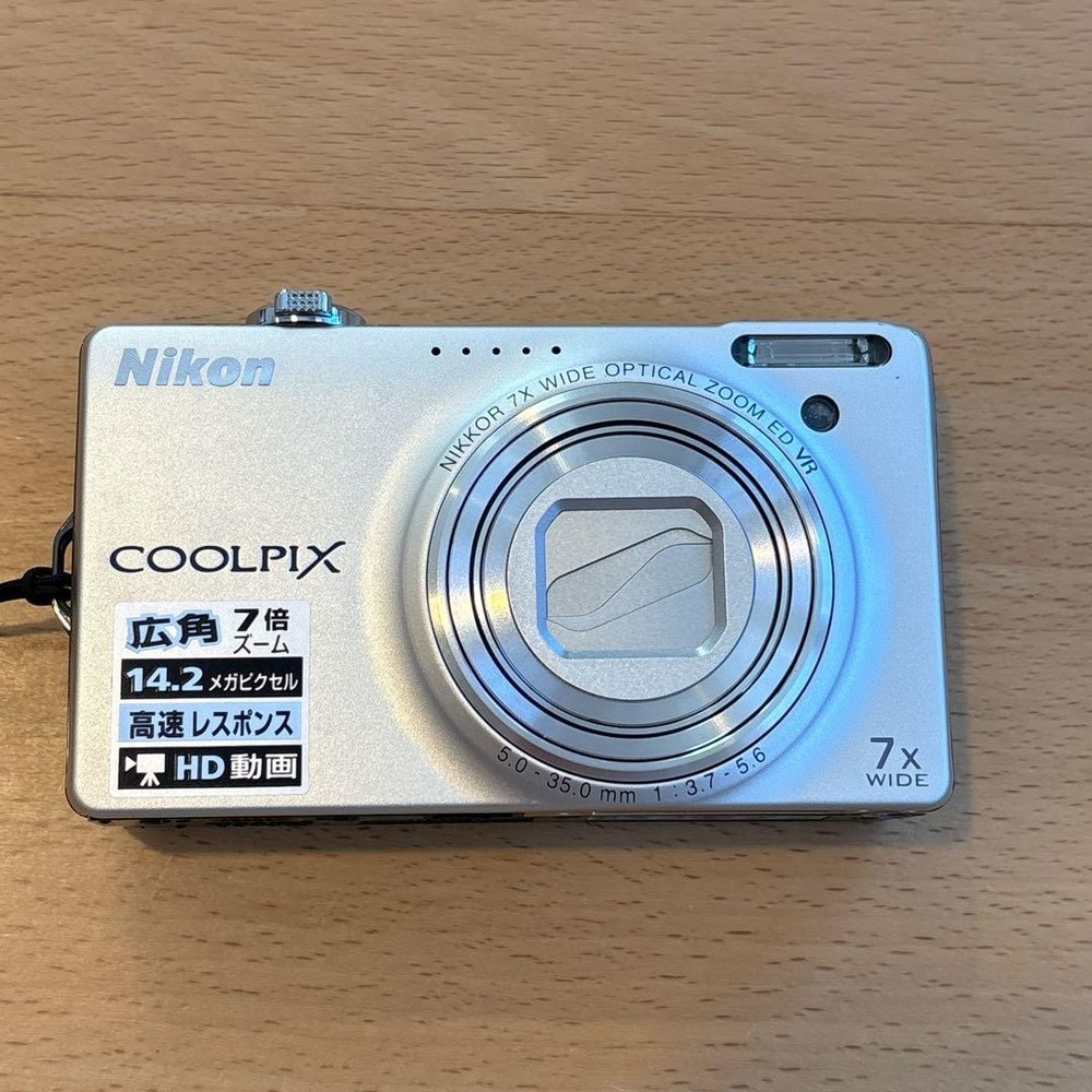 Nikon COOLPIX S6000 Compact Digital Camera Tested Simple Design Battery Only