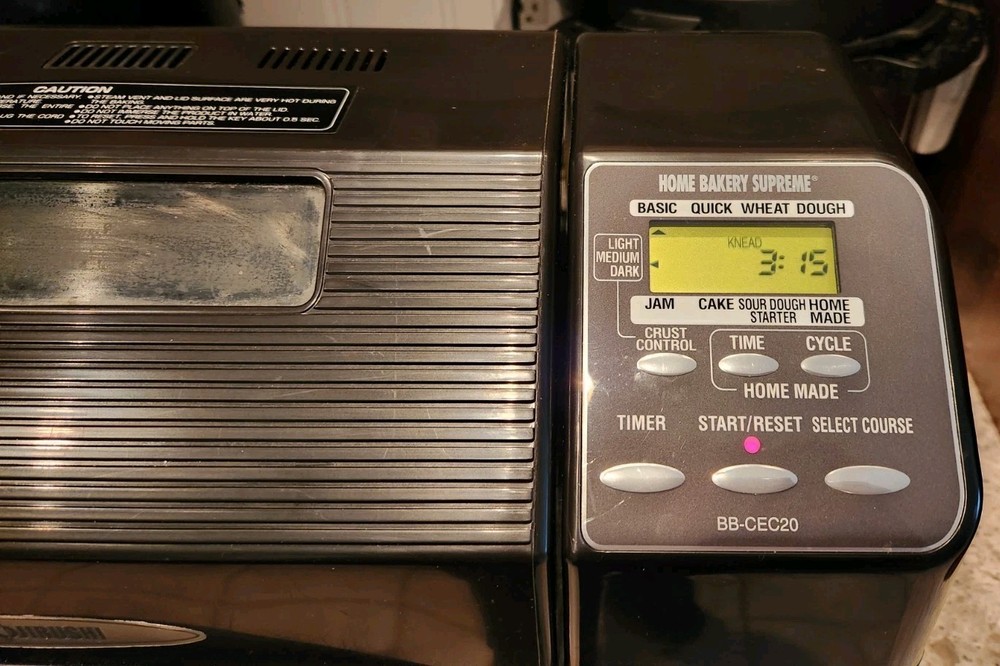 Zojirushi Bread Machine BB-CEC20 Home Bakery Supreme Breadmaker Black