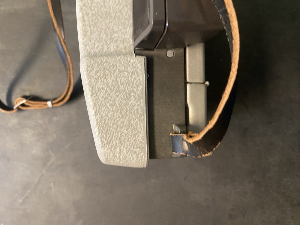 Polaroid Automatic 125 Land Camera