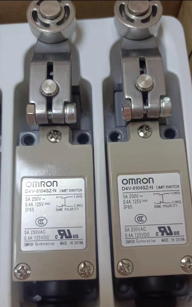 1pcs OMRON D4V-8104SZ-N limit switch