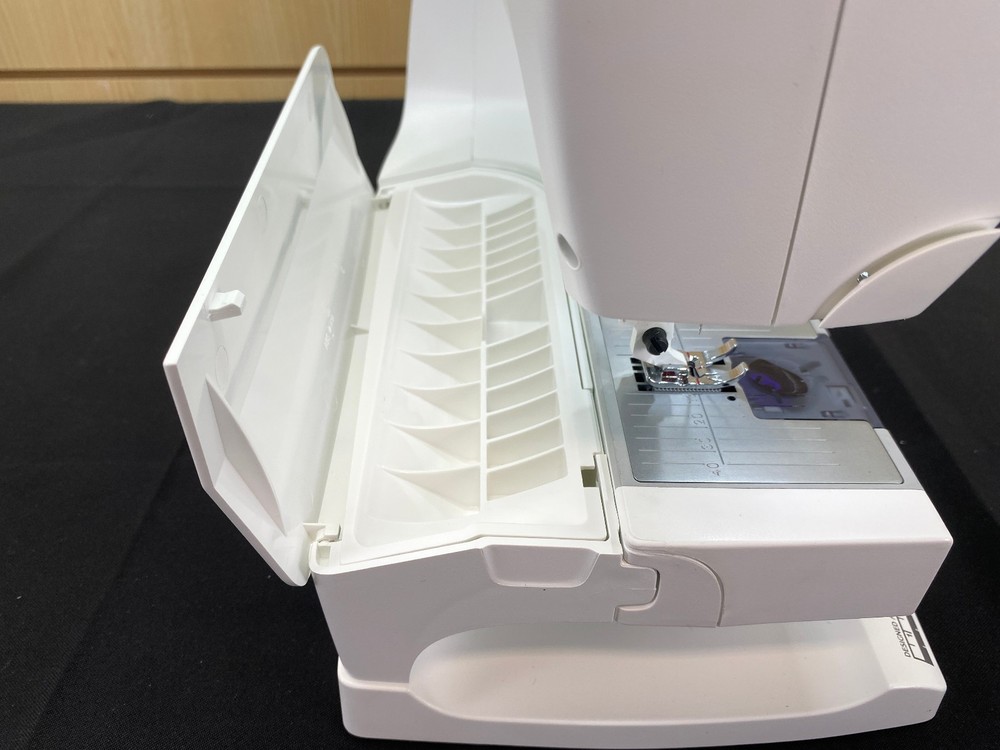 Husqvarna Sapphire 930 Computerized Sewing Machine - Quality Pre-Owned ✅