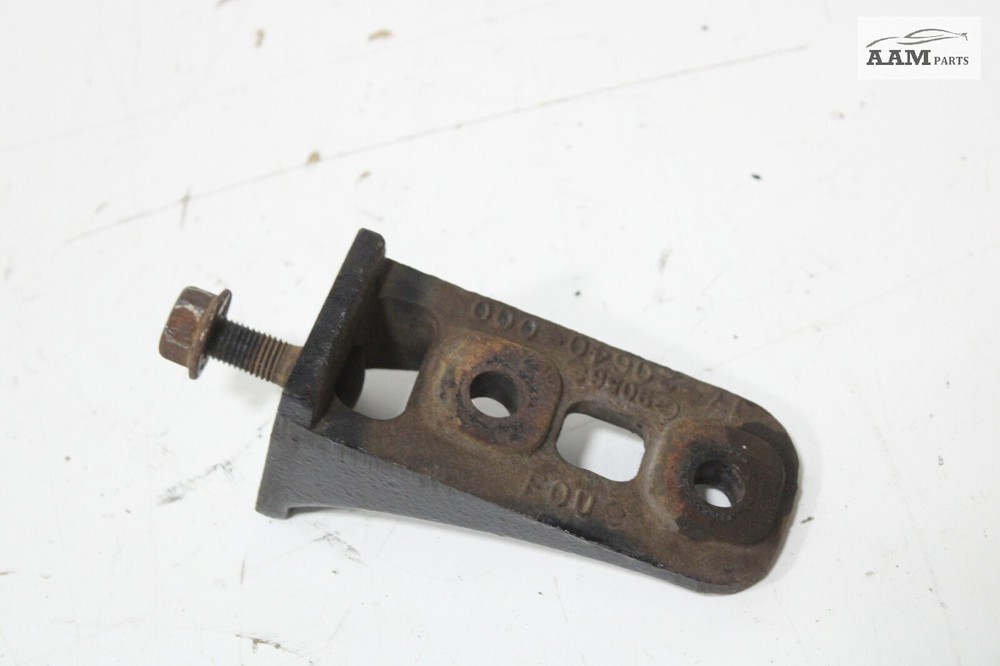 2018-2023 FREIGHTLINER CASCADIA FRONT HOOD HINGE MOUNT BRACKET SUPPORT OEM