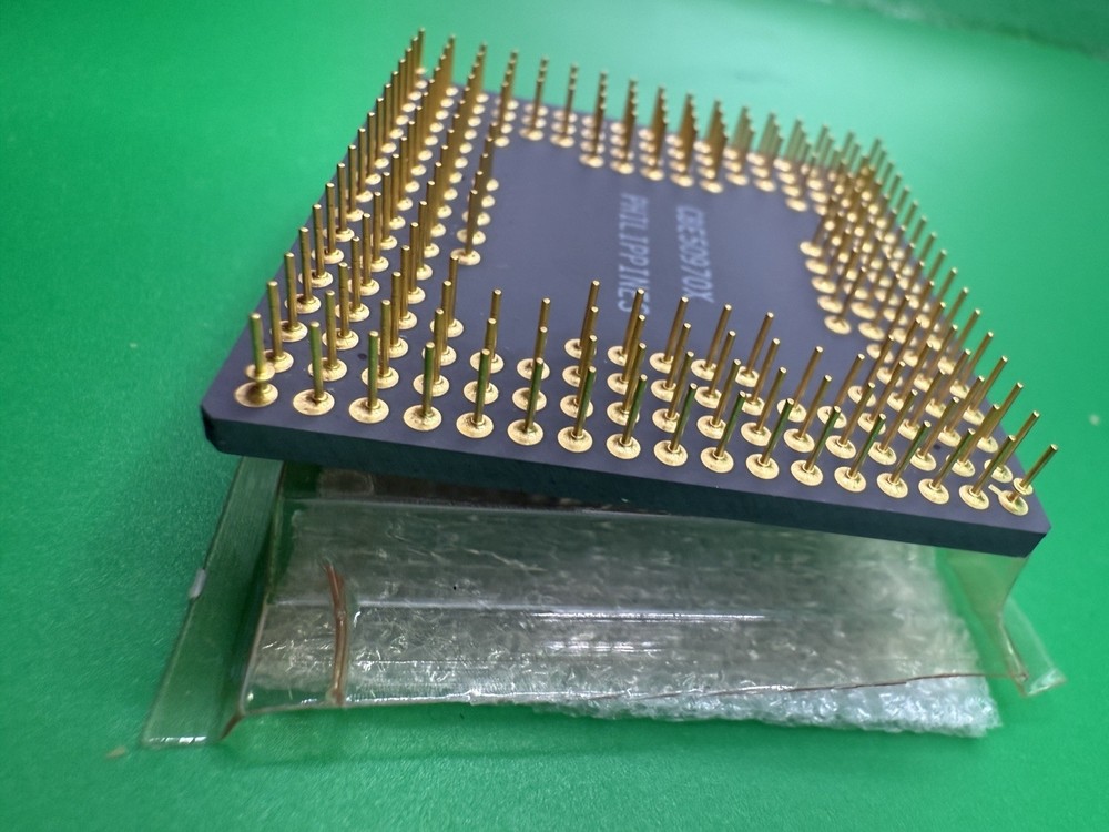 Altera EPM7256GC192-2 Complex Eraseable Programmable Logic Device 192 pin RARE