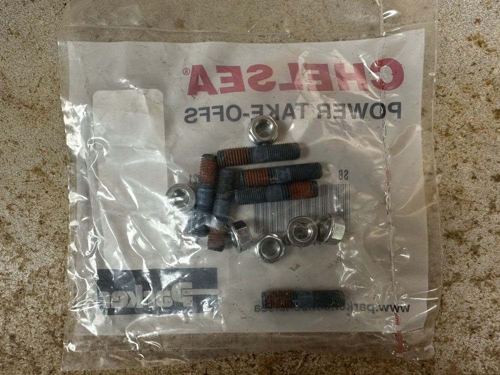 *NEW* CHELSEA 7170-72X STUD KIT