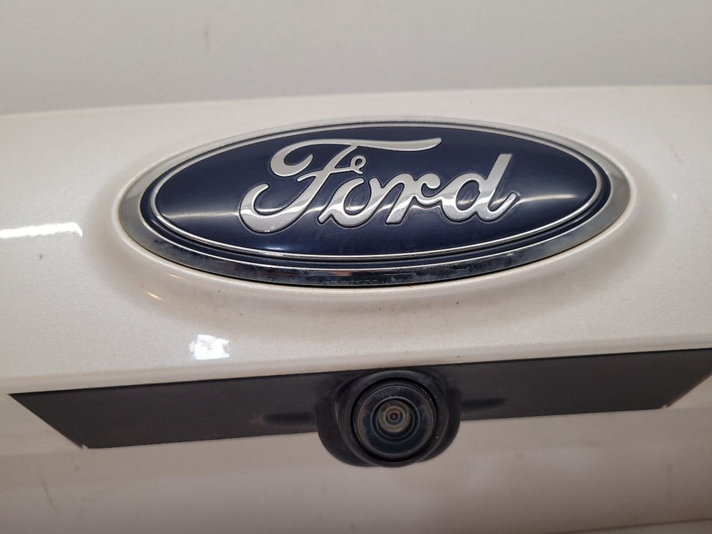 2017-2019 FORD ESCAPE Camera Projector Rear View Camera White