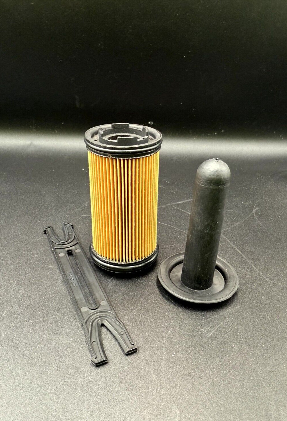 Volvo DEF 23381562 OEM D13, Mack MP8