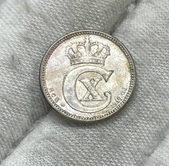 1919 Denmark 10 Ore Silver Coin