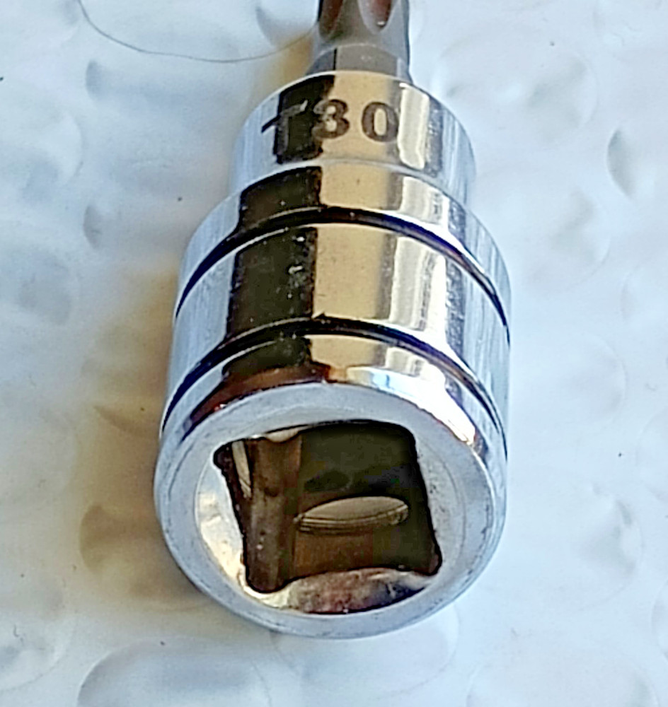 MATCO TOOLS "ADV" B30TXVA, 3/8" SOCKET DRIVEN, T30 TORX BIT.