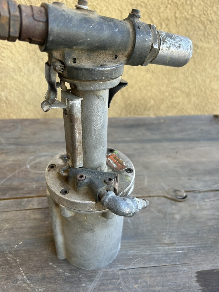 Cherry Pneumatic Rivet Gun G40-D Not Tested