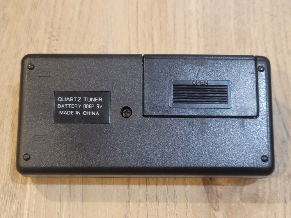 Greco GT-01 Guitar Tuner Tested