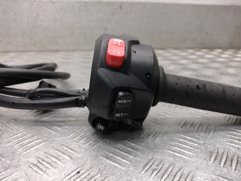 2013 TRIUMPH TIGER EXPLORER 1215 RIGHT SWITCH GEAR