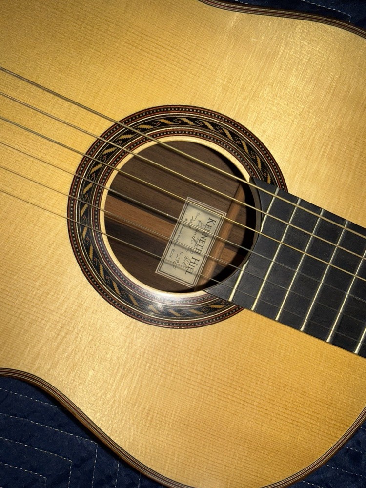 Kenneth Hill Classical Guitar 2009 Luthier Signed