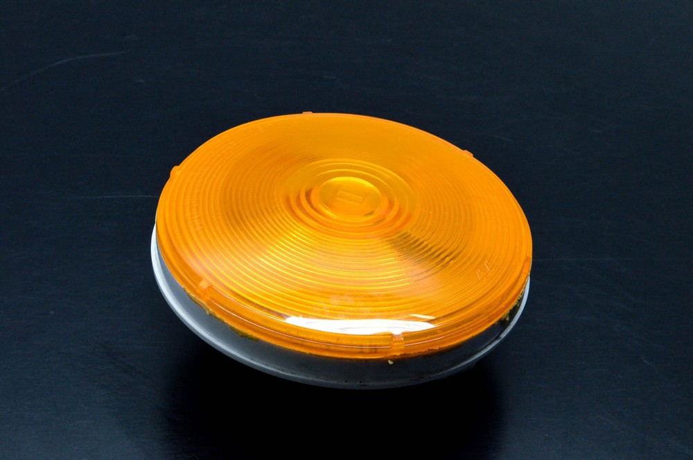 Grote 101115A, SAE16PP3R Signal Light Assembly