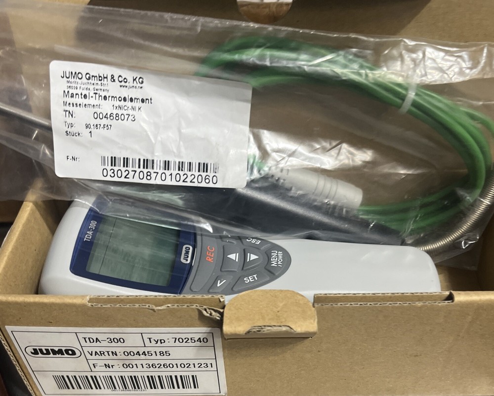 Jumo TDA-300 (702540) Temperature Display / Data logger w/ Thermo-element Probe