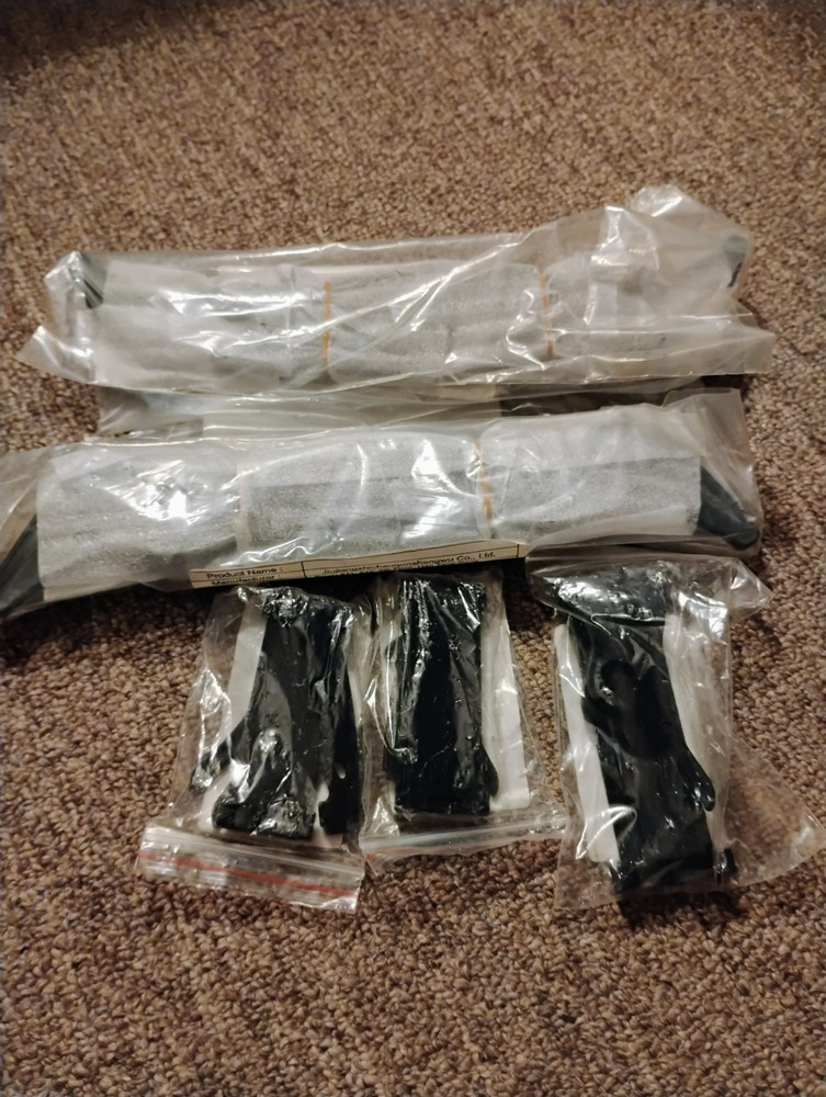 5 Different Size Knife Display Stands