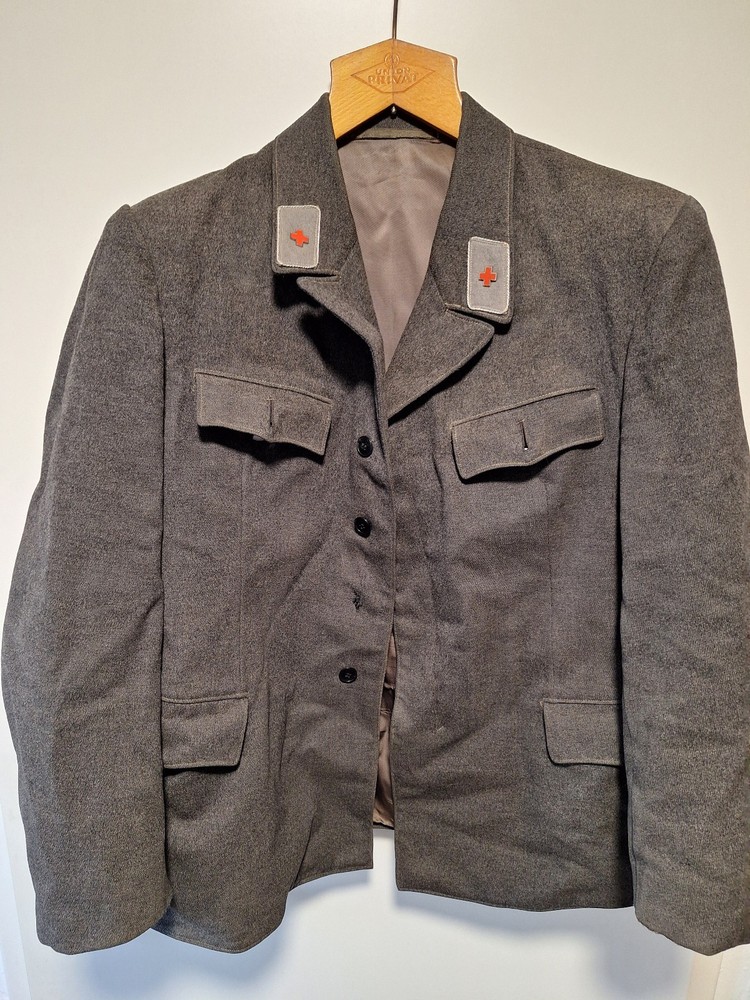 DRK Red Cross Uniform Jacket Uniform Effects Collar Mirror