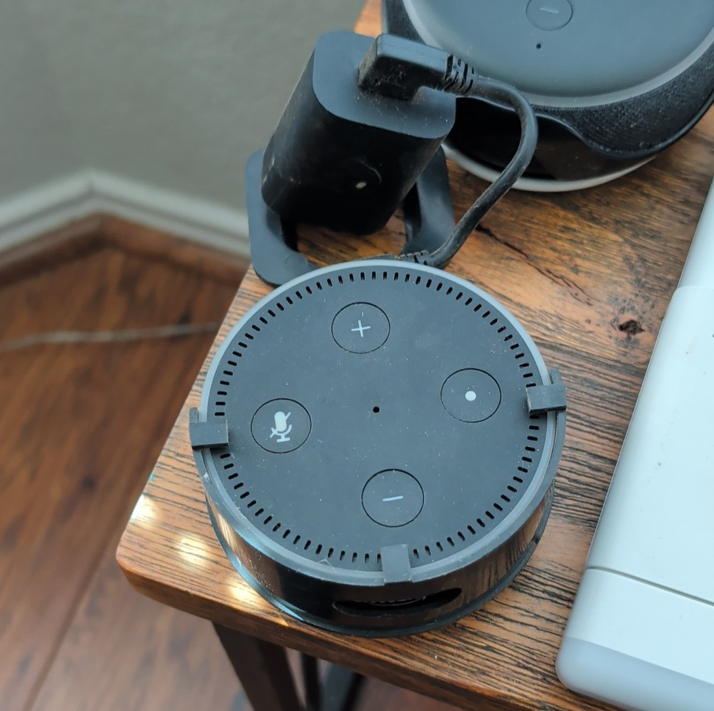 Amazon Echo Dot & Echo Show Smart Speaker Lot Alexa Wi-Fi Bluetooth Multi-Color