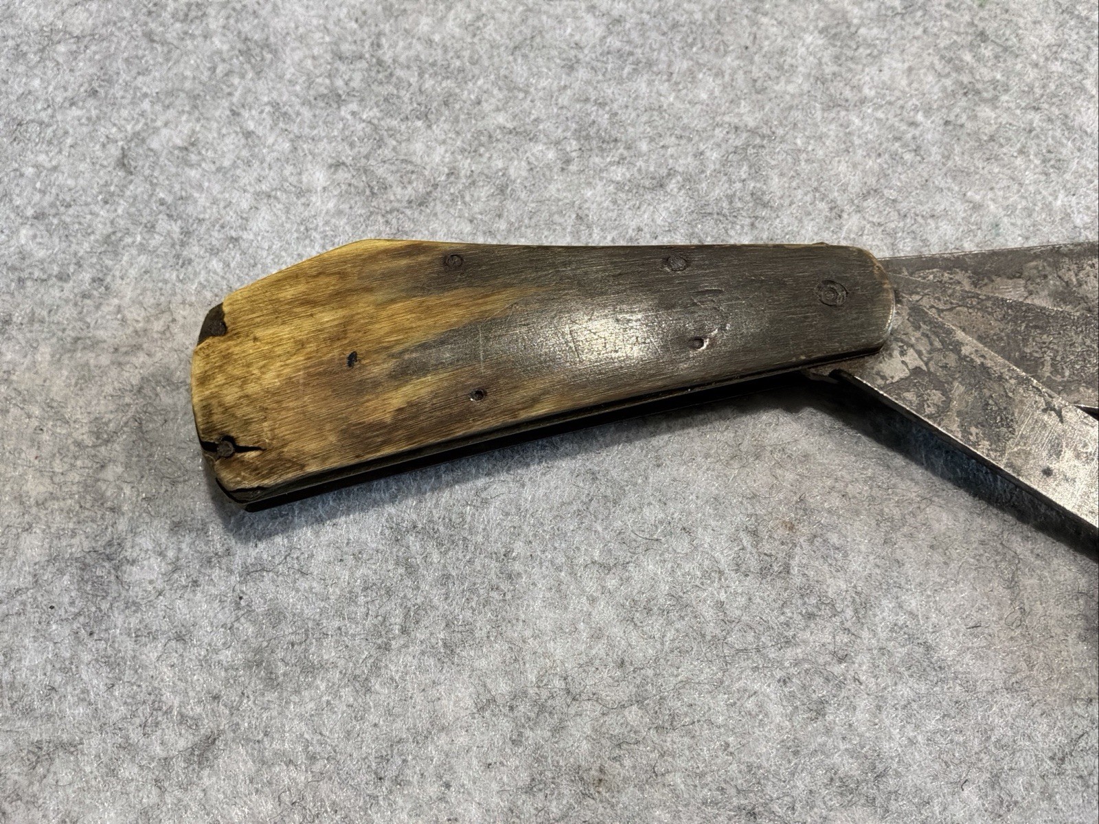 Vintage IXL George Wostenholm Celebrated Blood Letting Fleam Rare