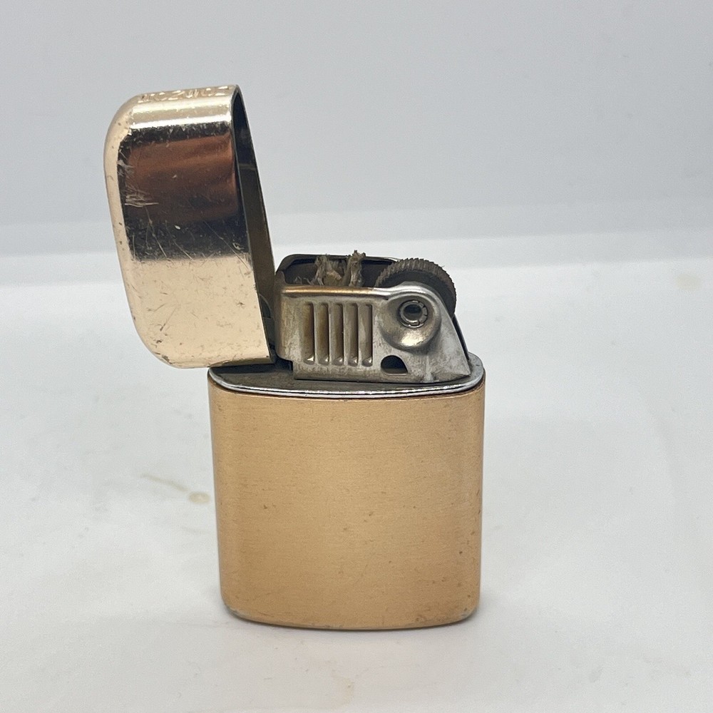 Vintage Ronson Typhoon Gold Tone Lighter Untested