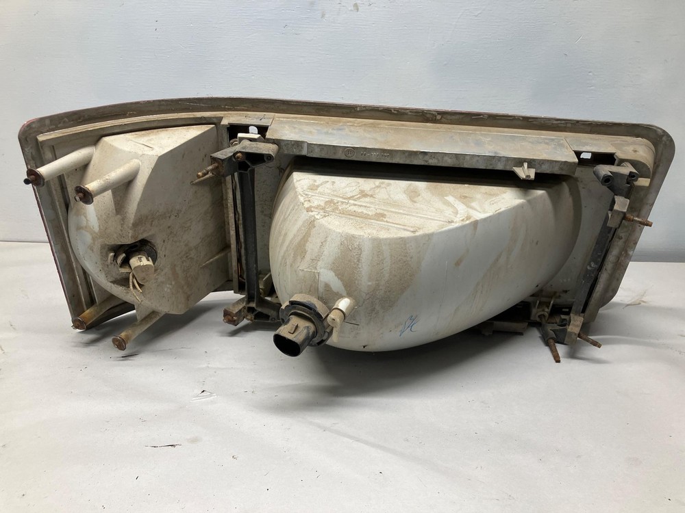1990-2006 Mack CL600 Left/Driver Headlamp - Used