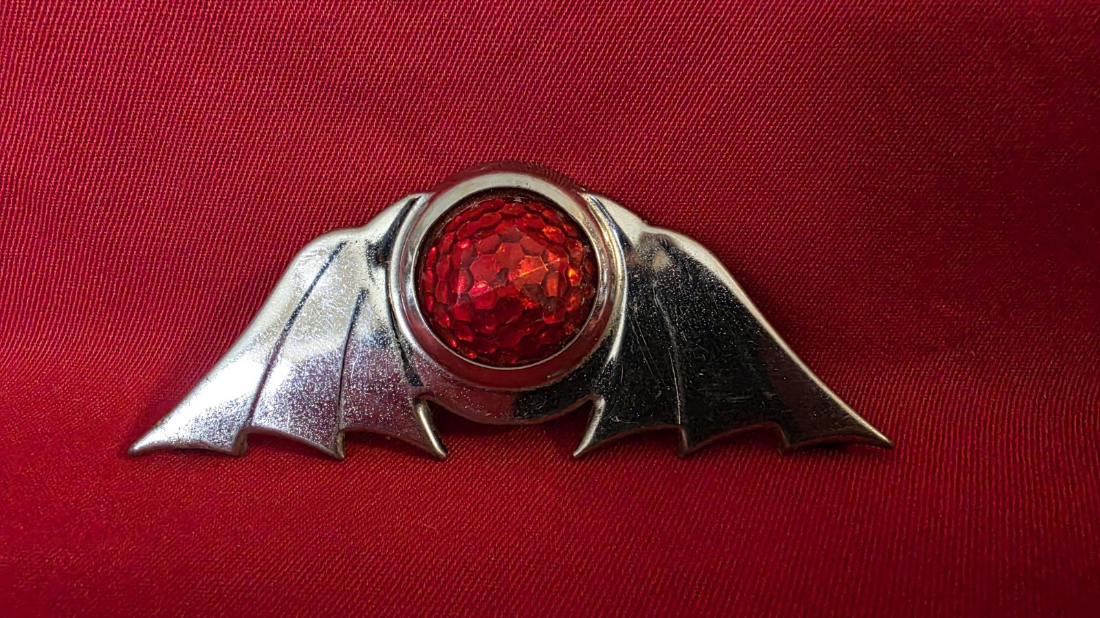 Vintage Batwing Red Reflector Motorcycle Bike Car License Plate Rat Hot Rod