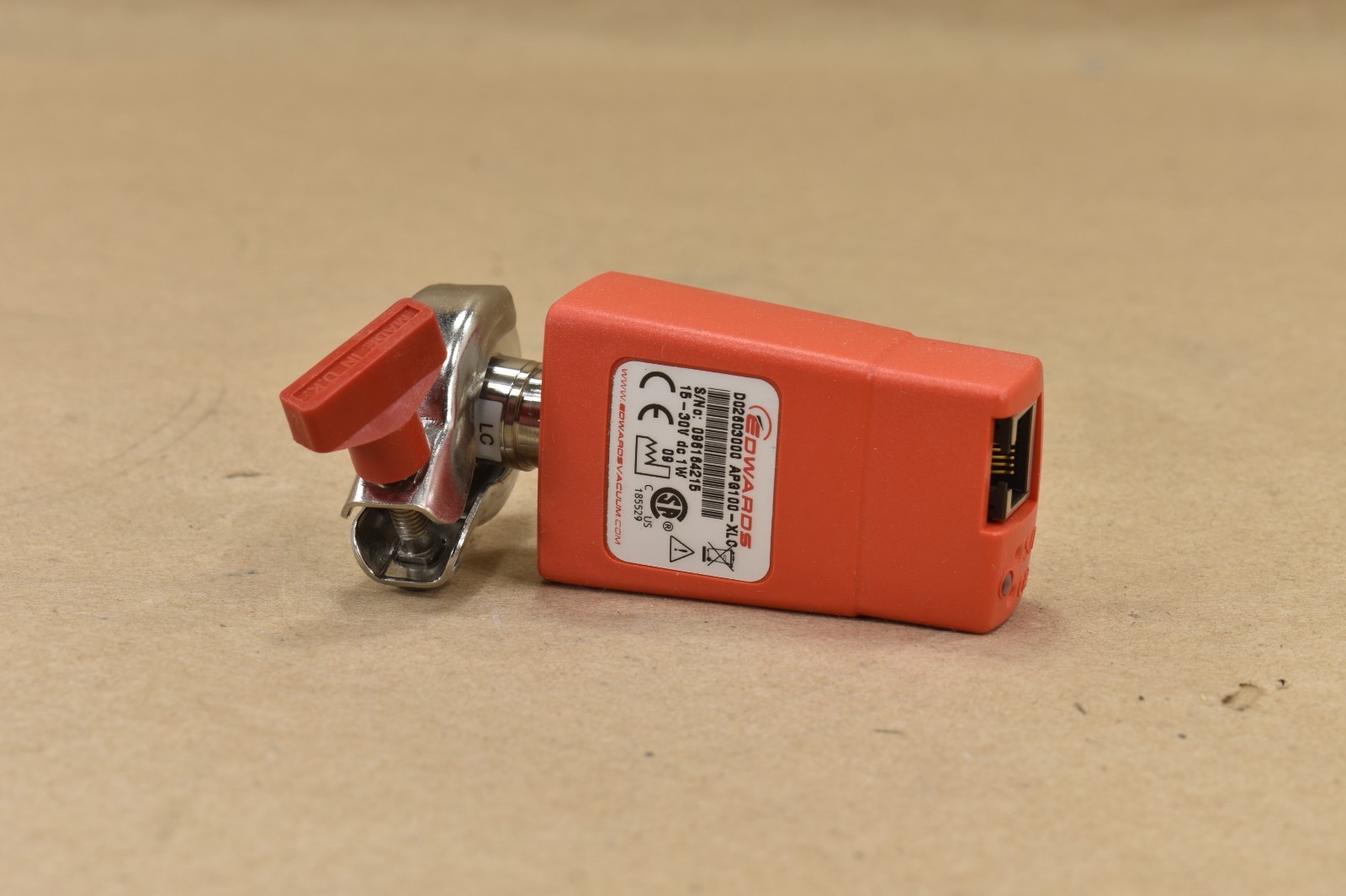 Edwards APG100-XLC, Pirani Vacuum Gauge 15-30 VDC, 1W, D02603000