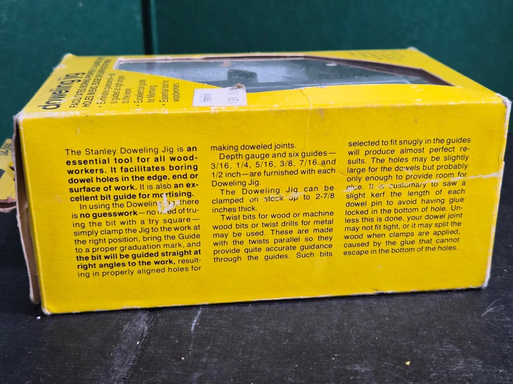 Stanley Doweling Jig 59 04-059 with box
