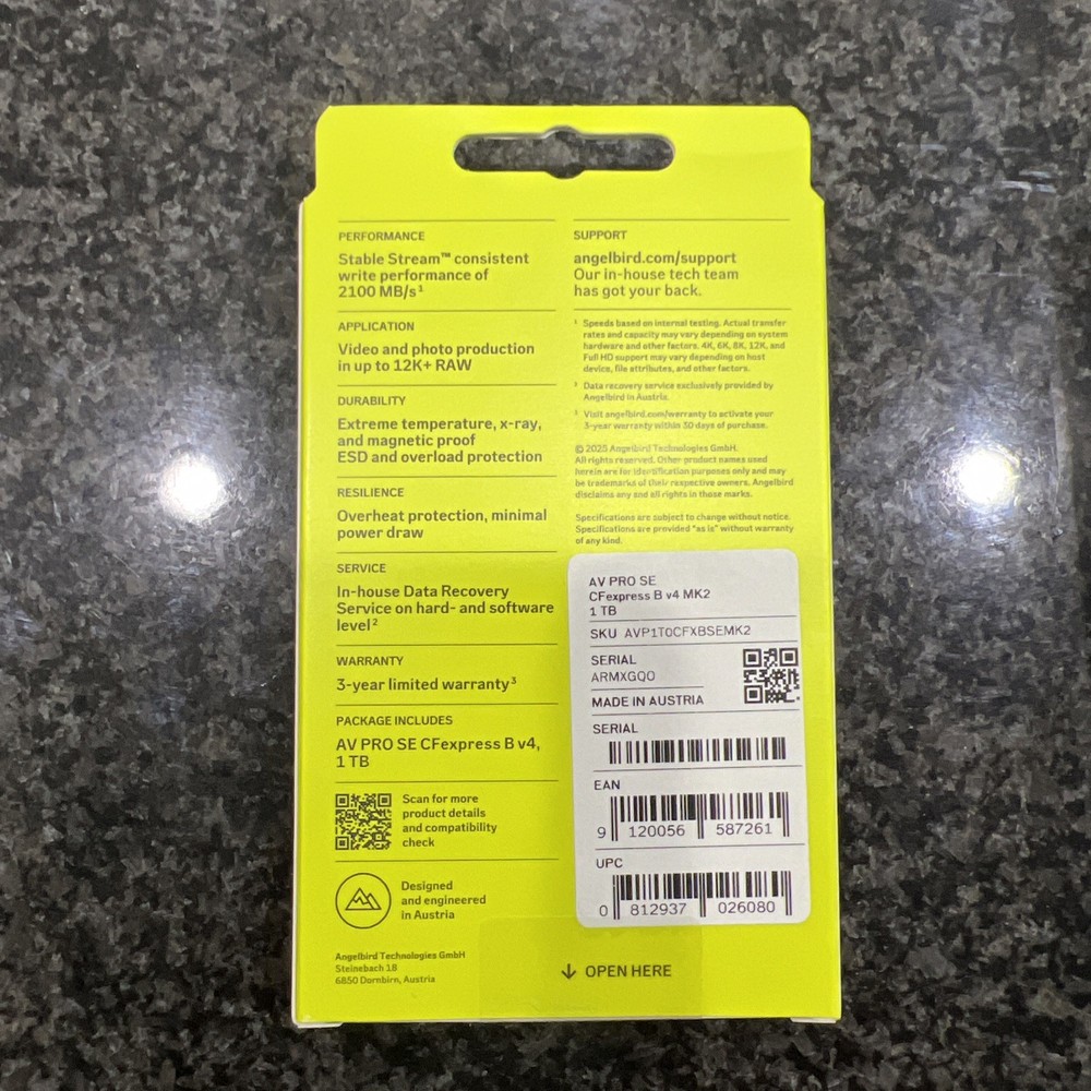 Angelbird 1TB CFexpress V4 Type B - Tank Holder - Reader BUNDLE