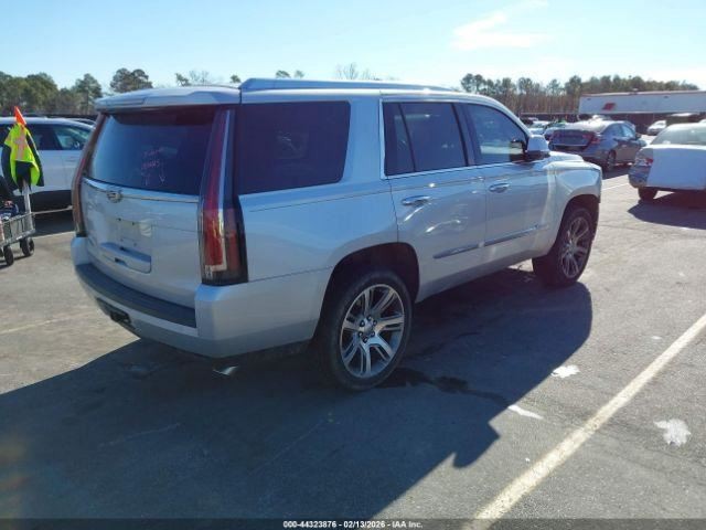 Fuse Box Engine Fits 15-20 ESCALADE 4999202