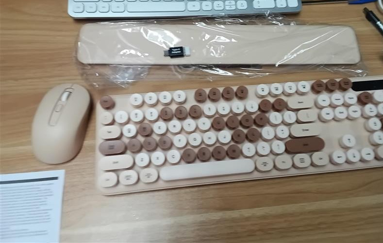 wireless keyboard and mouse combo