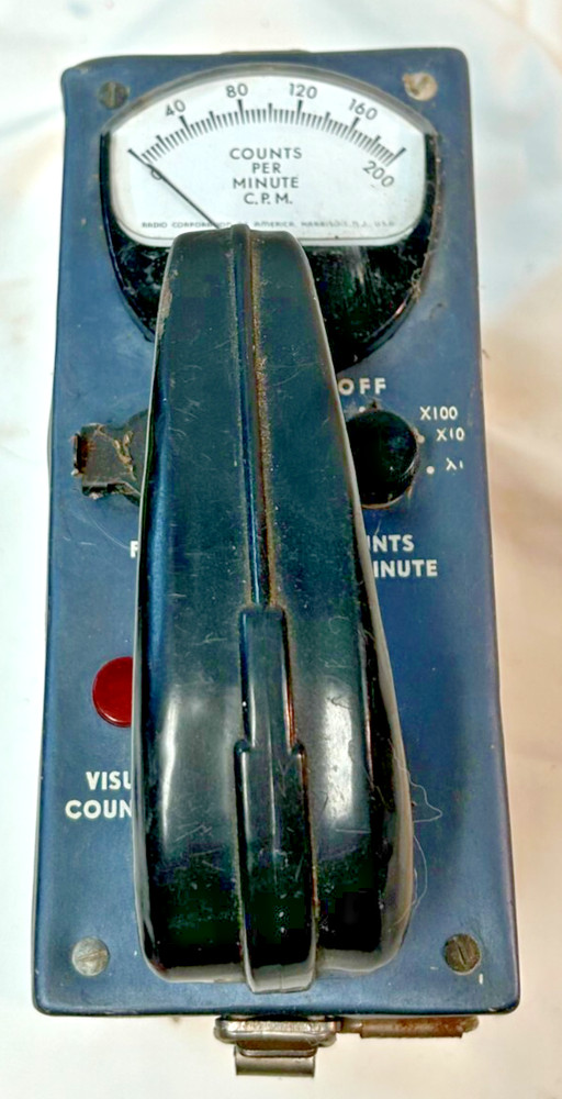 Rare 1950’s RCA Geiger Counter