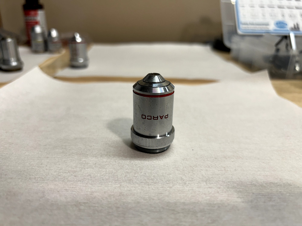 Parco Microscope Objective: 40x-.65NA, RMS 0.8″ × 36 thread