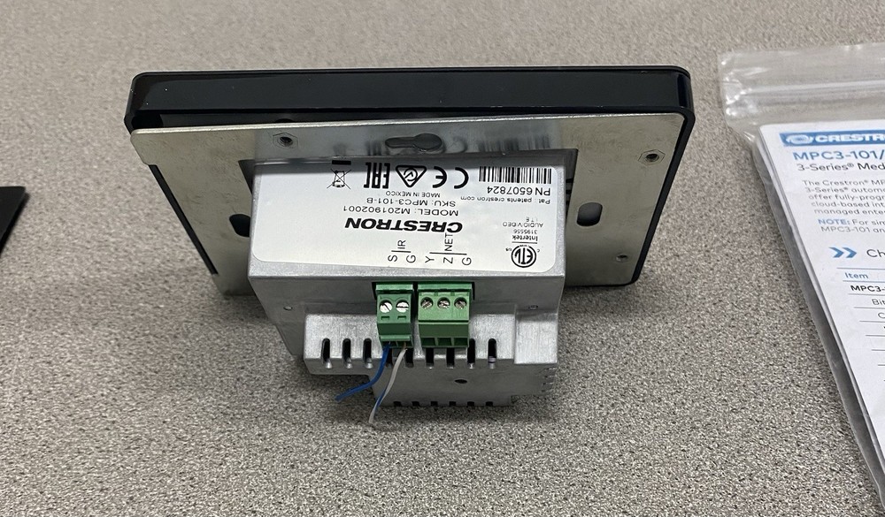 Crestron MPC3-101-B M201902001- Media Presentation Controller