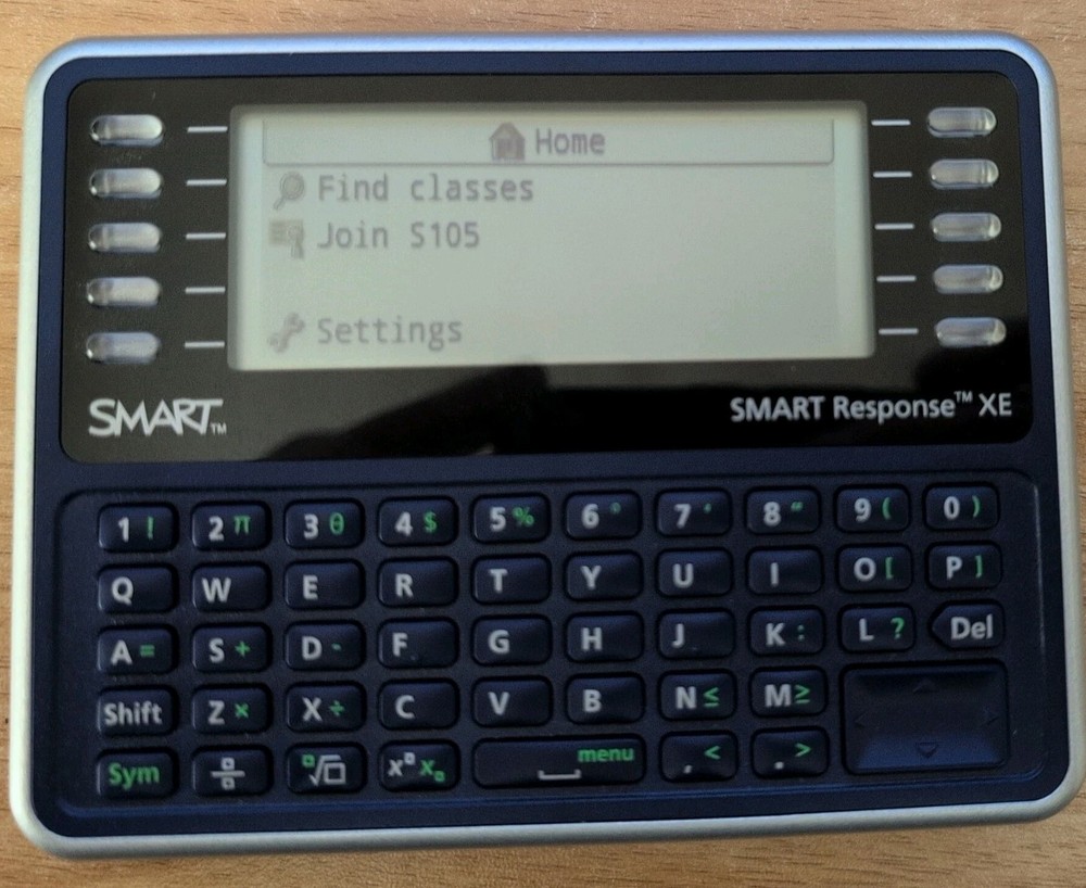 Smart Technologies Smart Response XE Model Number: 03-00182