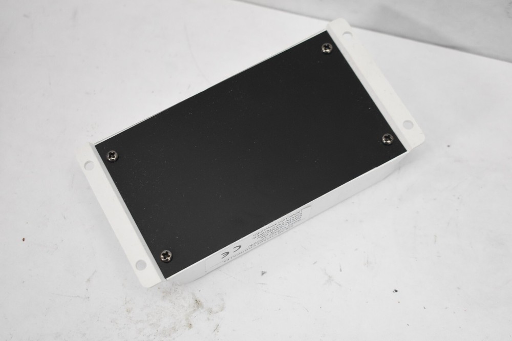 Solar Charge Controller White Module LCD/LED Display PWM Battery Charge