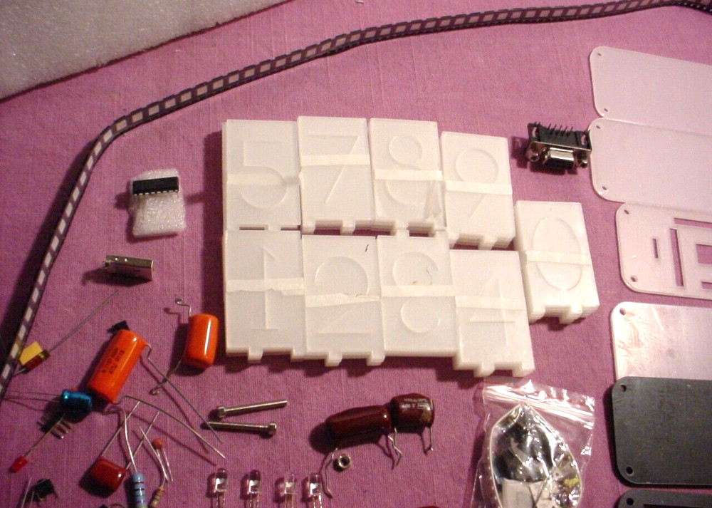DIY Nixie LED DIGITS Clock Kit SOLDER TYPE SURFACE MOUNT COMPONENTS USB BUILDERS