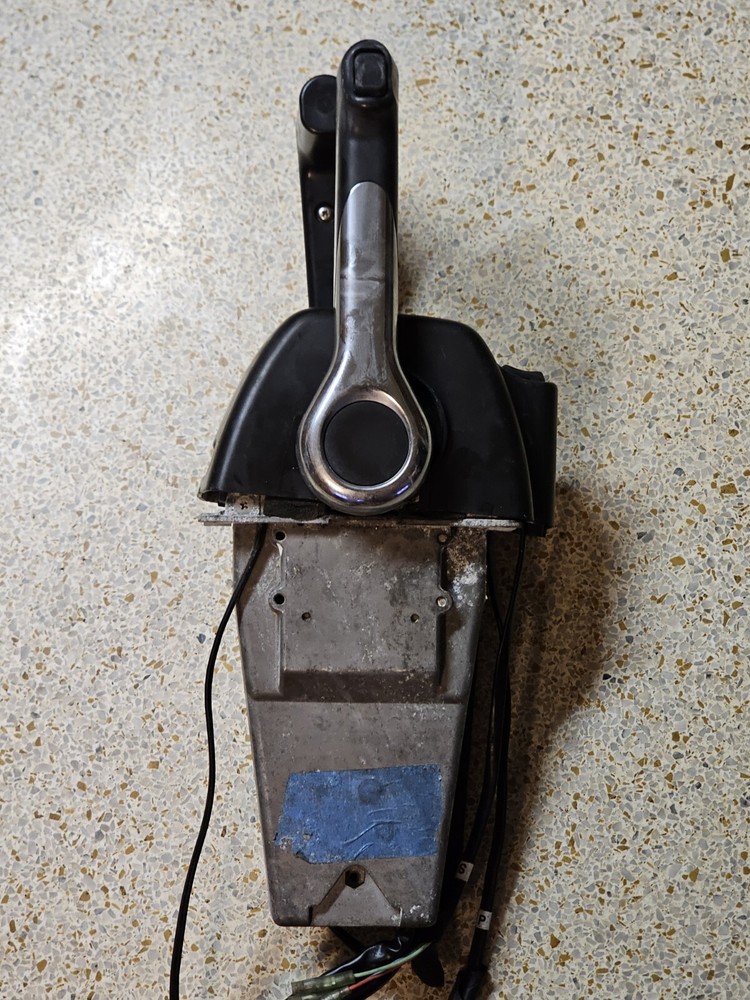 YAMAHA 704 DUAL REMOTE CONTROL WITH WIRE HARNESS