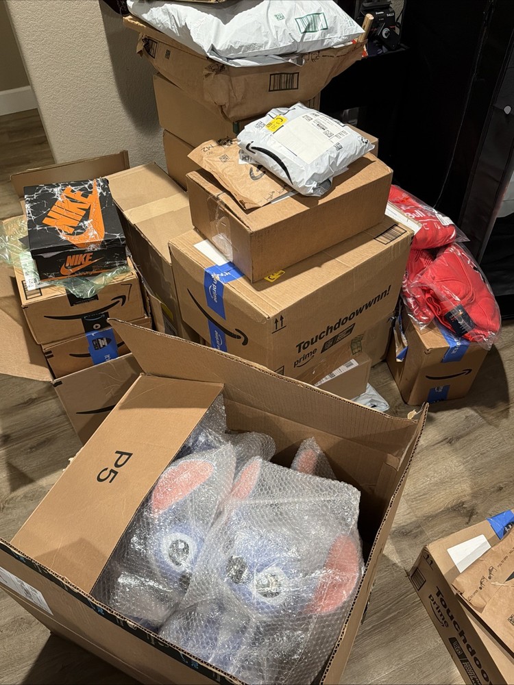 Amazon And Walmart Mystery Return Liquidation Box  - (10 Item Minimum)