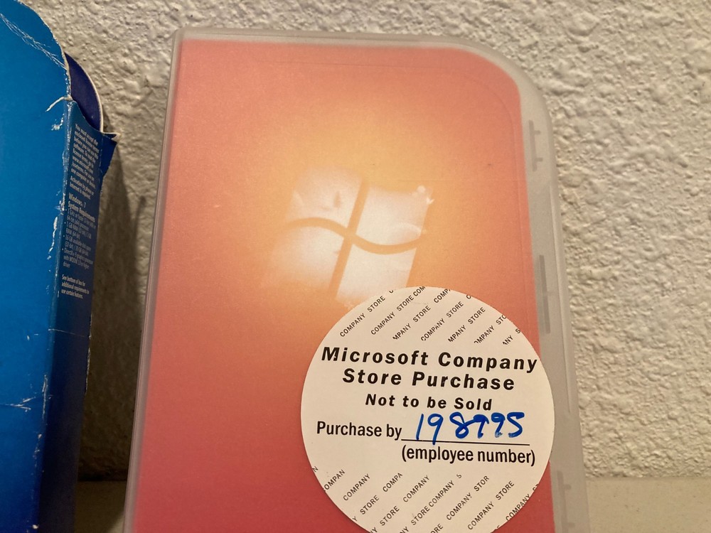 Microsoft Windows 7 Professional 32/64 Bit Full Version for Windows