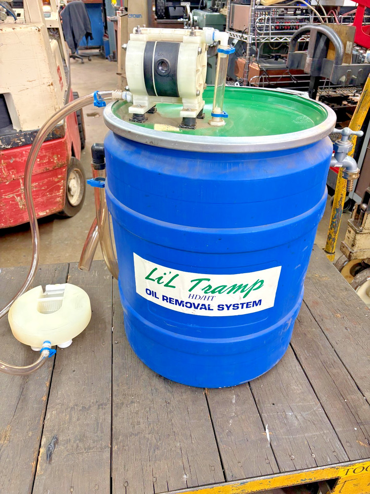 LIL TRAMP OIL SEPERATOR?REMOVAL SYSTEM