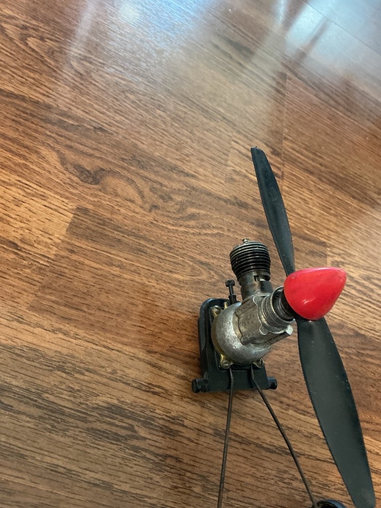 Rare Vintage Cox Model Engine, used.