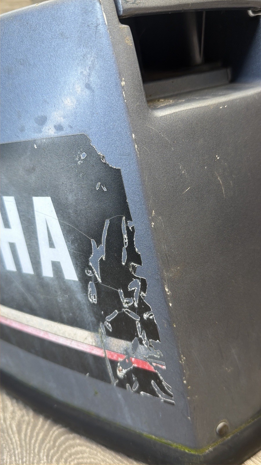 6H7-42610-12-EK Yamaha Outboard 2 Stroke 25HP Top Cowling Hood Pull Start