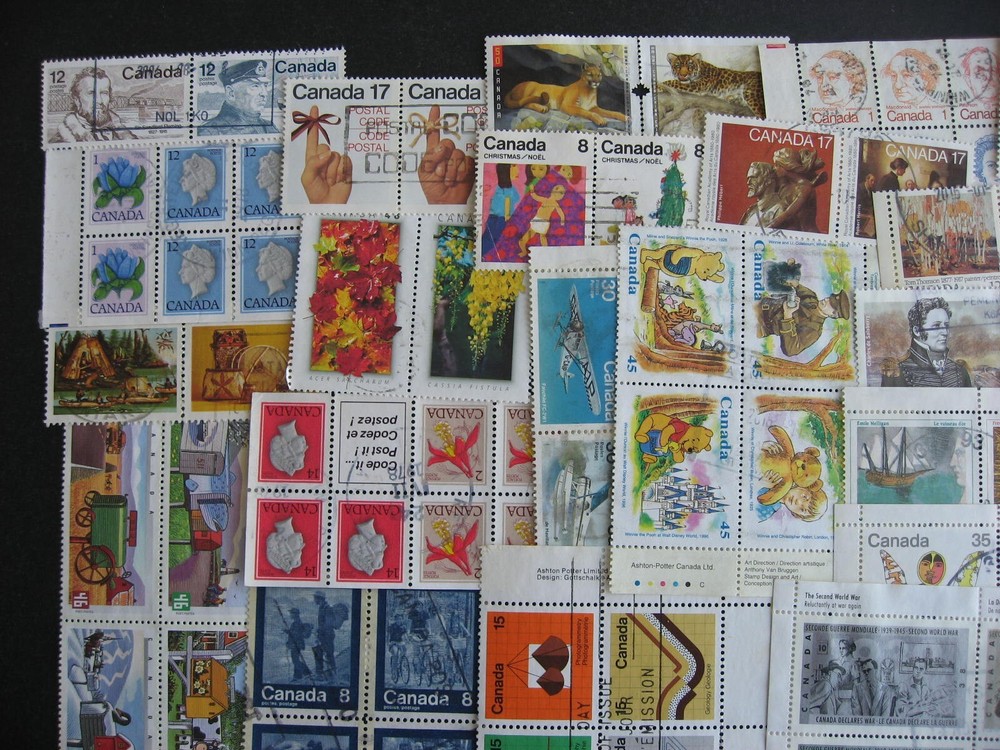 Canada elusive all different? used complete se-tenant pairs, blocks, strips